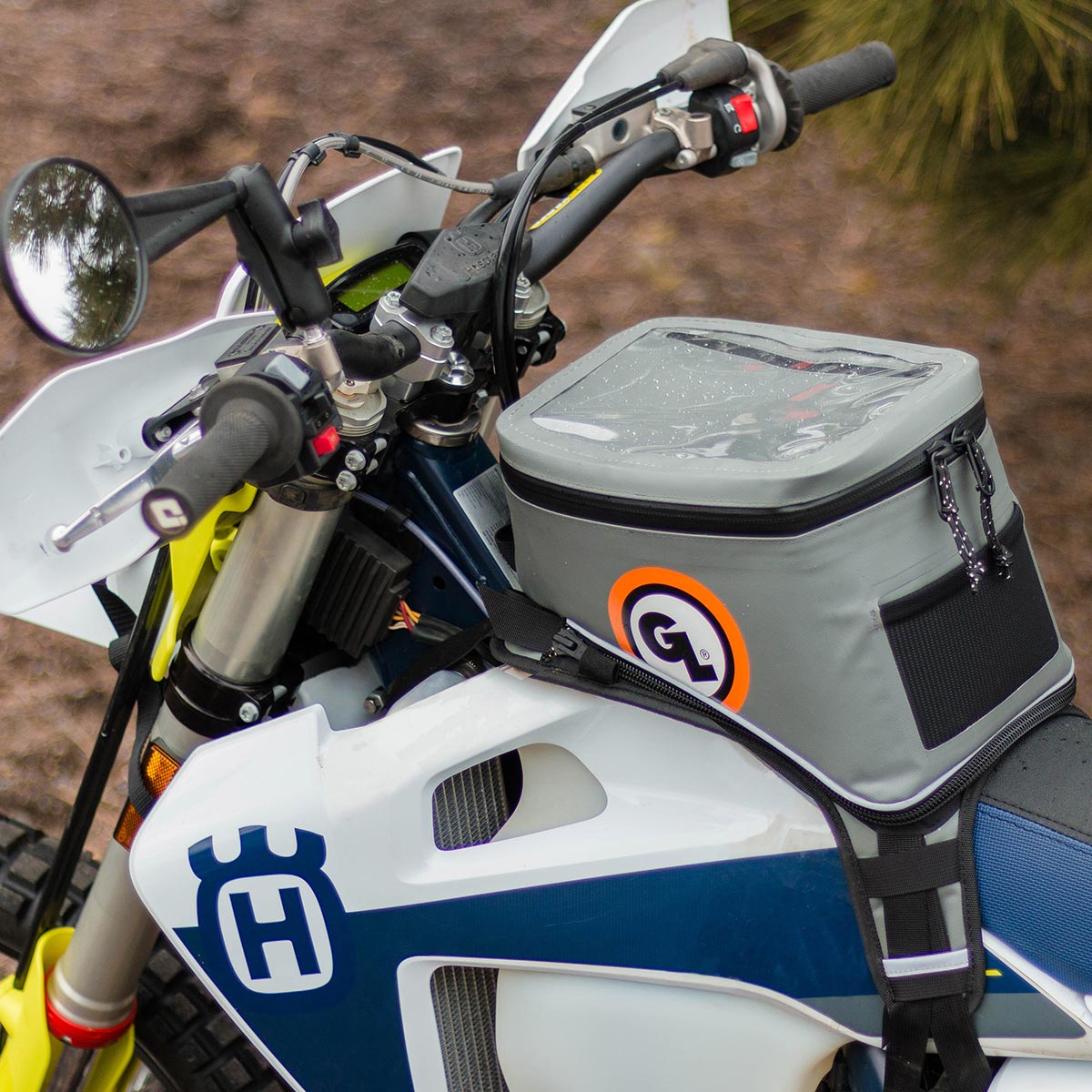 Motorcycle & Dirt Bike Tank Bags - Cycle Gear
